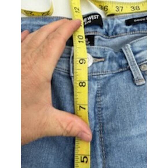 Nine West Women Chrystie Capri Embroidered Size 1058 - Picture 5 of 10